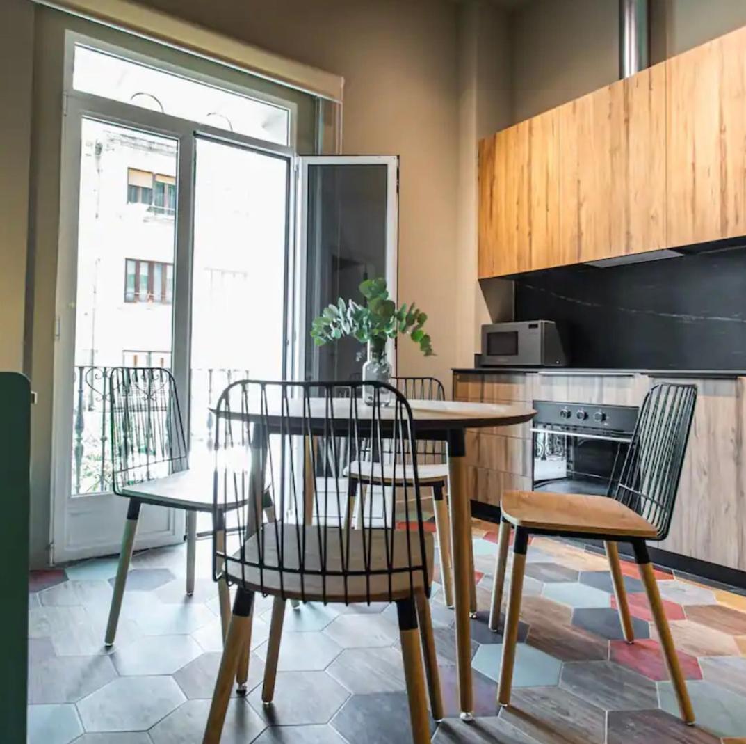 Reina Flats Valencia Playa El Cabanyal Apartment Luaran gambar